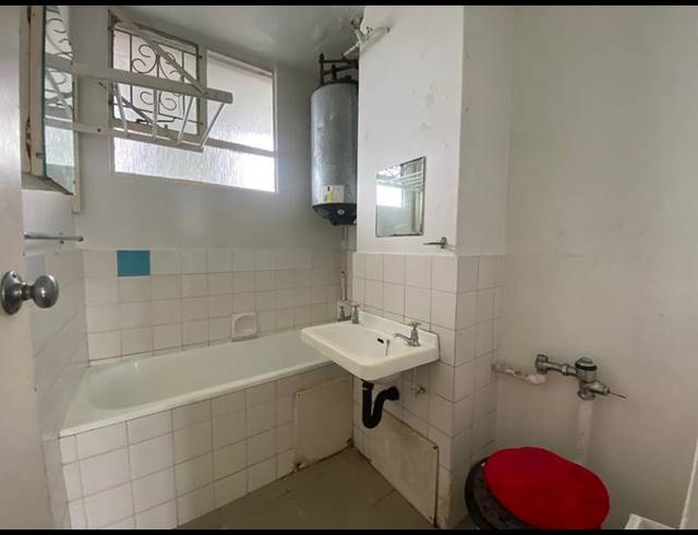 1 BEDROOM APARTMENT FOR SALE IN POINT